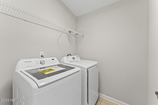 Building Photo - 13319 Low Tide Way