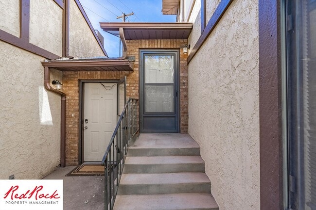 Building Photo - 3 Bedroom Home with Red Rock Views and Community Pool