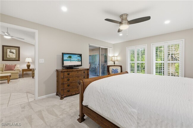 Building Photo - 5899 Chanteclair Dr