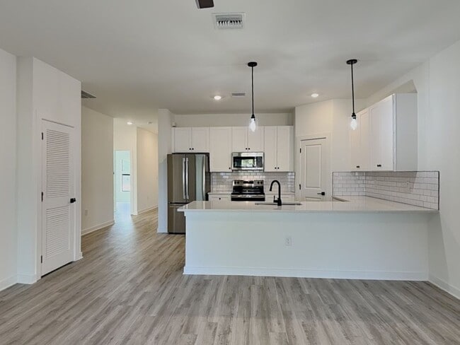 Building Photo - 1284 Navigator Rd