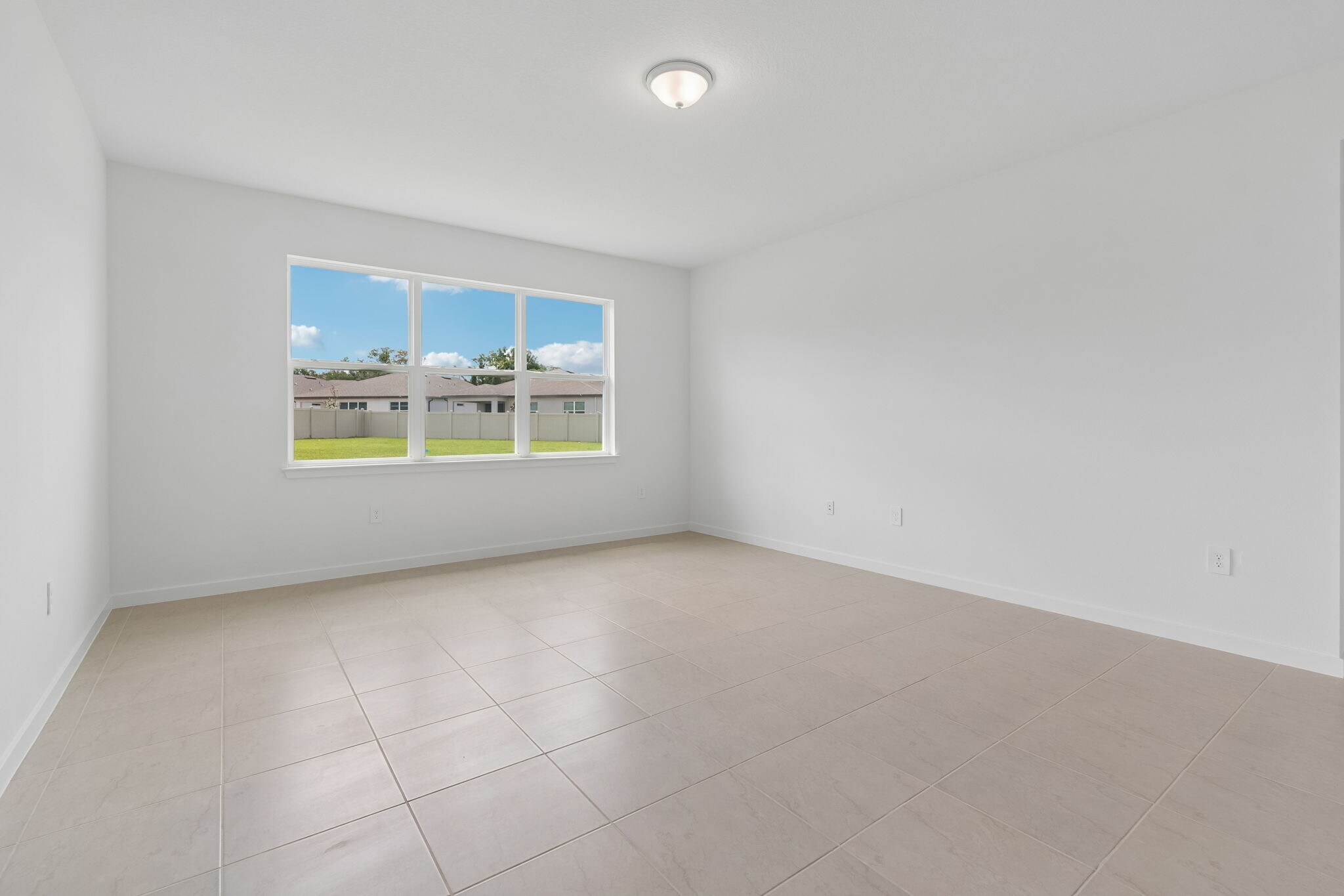 Building Photo - 11243 Sycamore Glen Loop