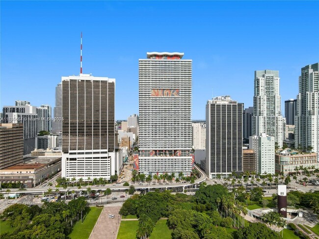 Primary Photo - 50 Biscayne Blvd