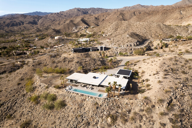 Building Photo - 71270 Oasis Trail