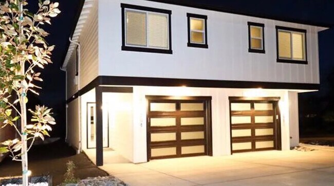 Building Photo - Magnolia36