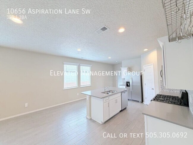 Building Photo - 10656 Aspiration Ln SW