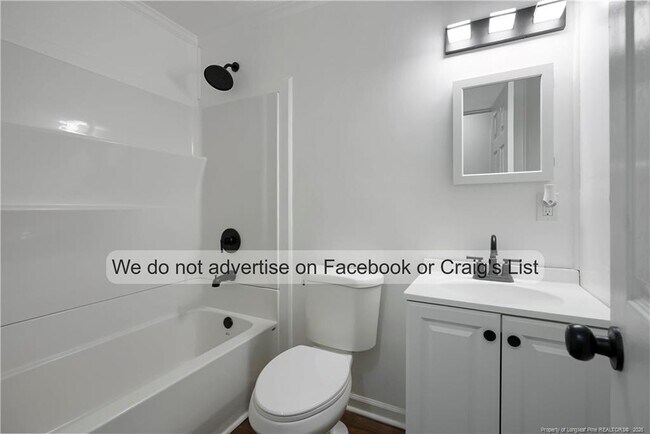 Building Photo - 1014 Wayside Rd