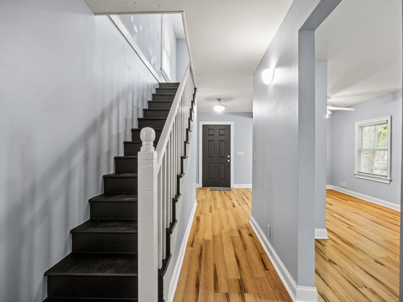 Building Photo - 722 Ellis St