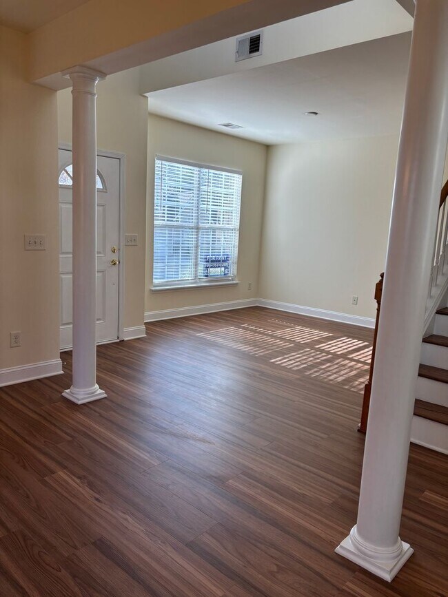 Building Photo - 3 bedroom 2.5 bath in Covington at Providence