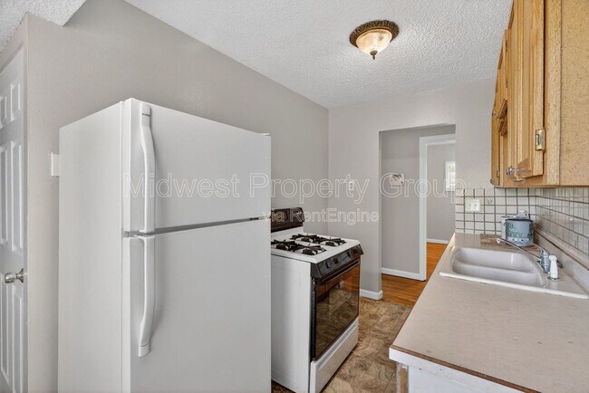 Building Photo - 257 Glen Garry Rd