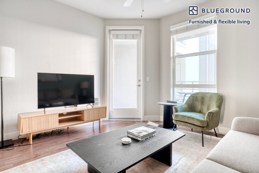 Building Photo - 98 North First Street-SI FL5-ID1309