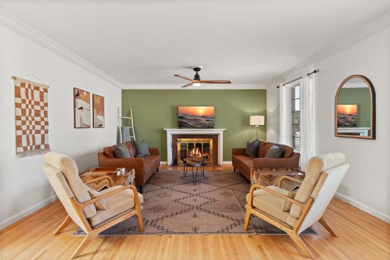 Primary Photo - 3600 Mackland Ave NE