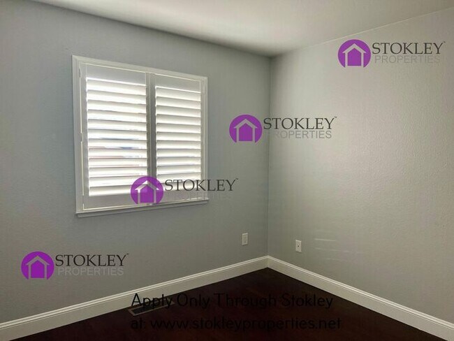 Building Photo - 1562 Terry Lynn Ln