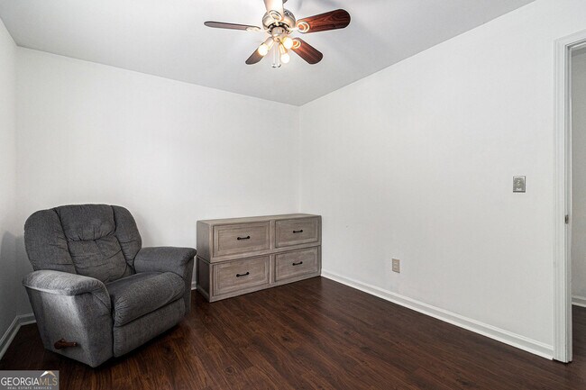 Building Photo - 505 Stedford Ln