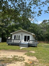 Building Photo - Marsh Oaks