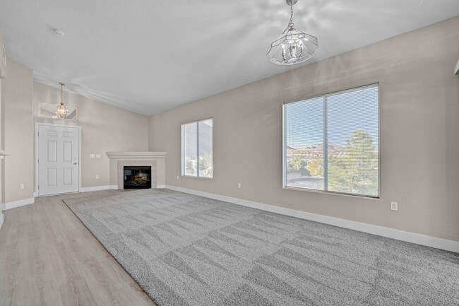 Building Photo - 3574 Desert Cliff St