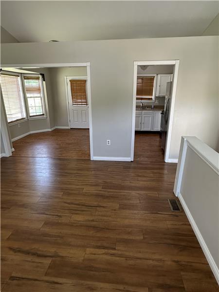 Building Photo - 2633 Burdsall Dr