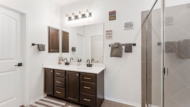 Building Photo - 7301 Altidore Dr