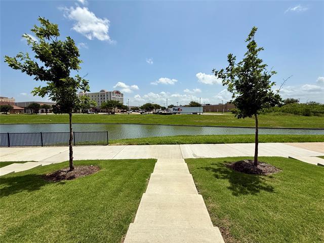 Building Photo - 2741 Levee Ln
