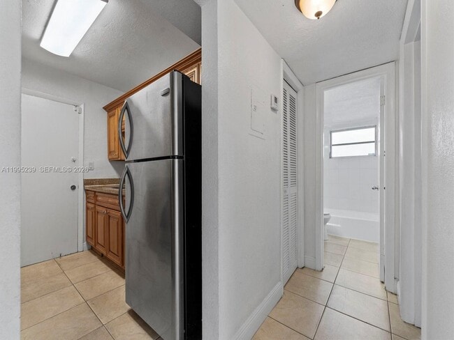 Building Photo - 7220 SW 94th Pl