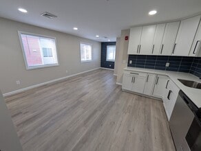 Building Photo - 35 Terrel Dr