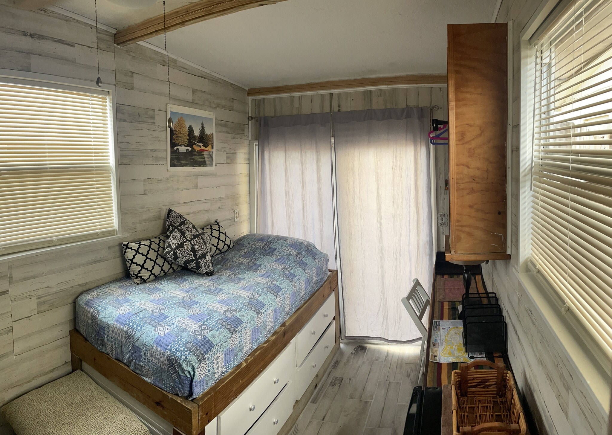 Building Photo - 46E 12th Ave