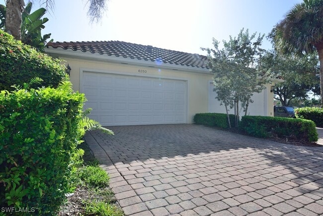 Building Photo - 6250 Towncenter Cir