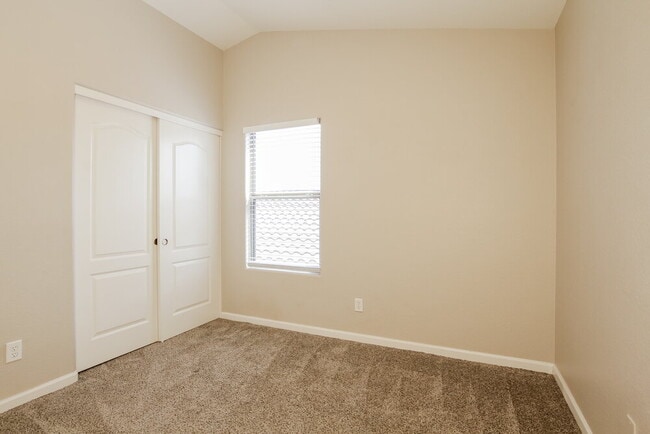 Building Photo - 4538 W Fawn Dr