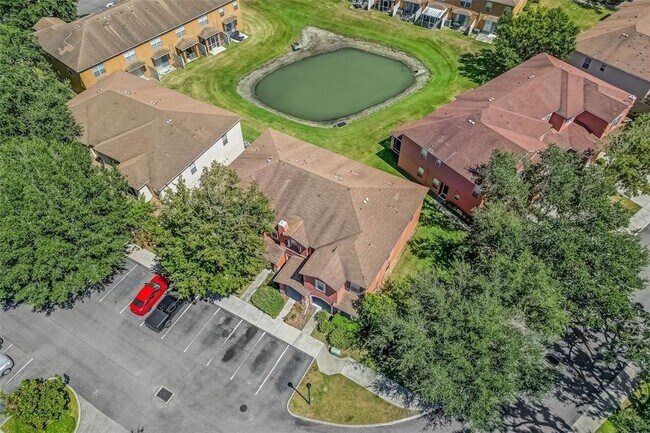 Building Photo - 6928 Hawthorne Trace Ln