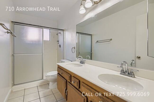 Building Photo - 710 Arrowhead Trail