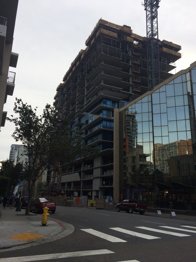 Luma San Diego, CA Apartment Finder