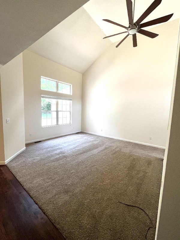 Building Photo - 1208 E Jeffery Dr