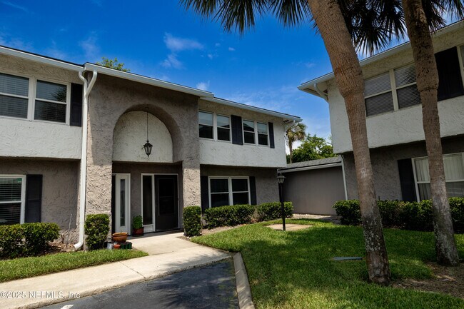 Building Photo - 695 A1A N