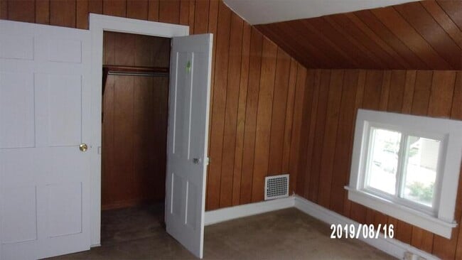 Building Photo - 783 Tallmadge Rd