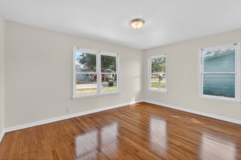 Building Photo - 4634 Weir Dr