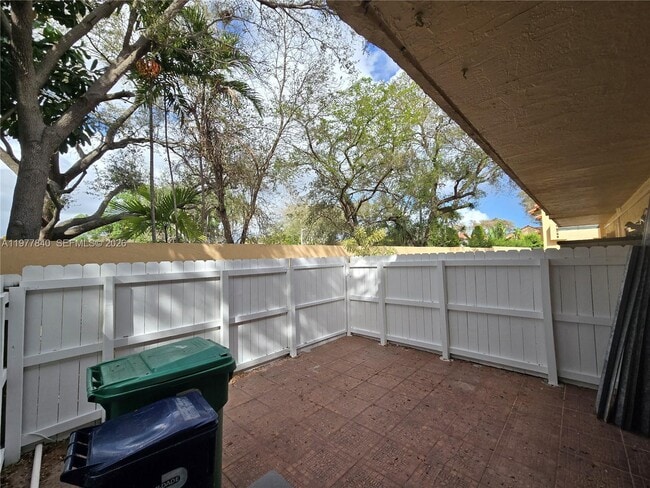 Building Photo - 7847 SW 102nd Ln