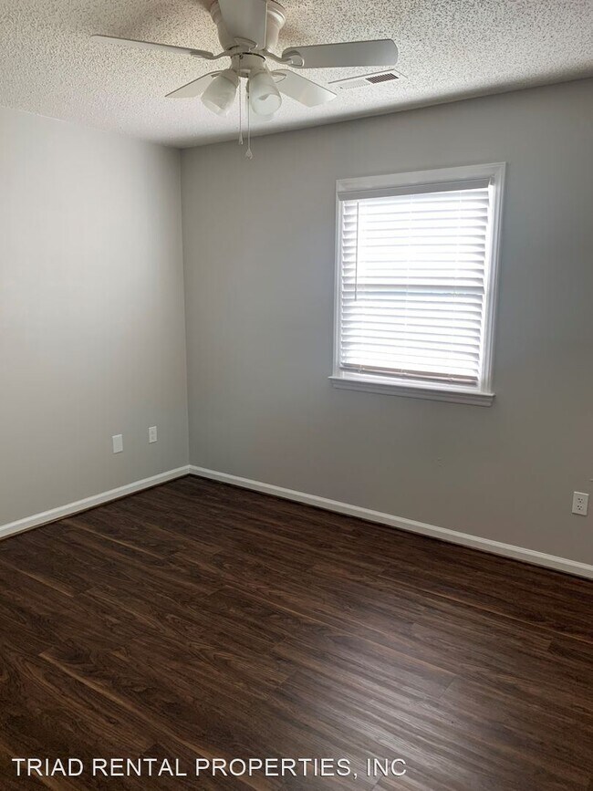 Building Photo - 2 br, 1.5 bath House - 711 DUBLIN ROAD
