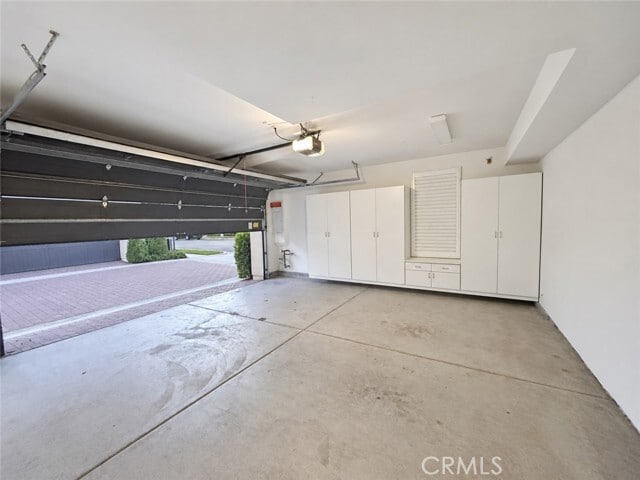Building Photo - 130 Donati