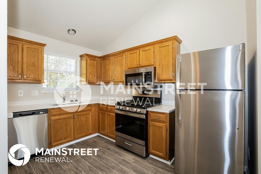 Building Photo - 3639 Mosswood Ln