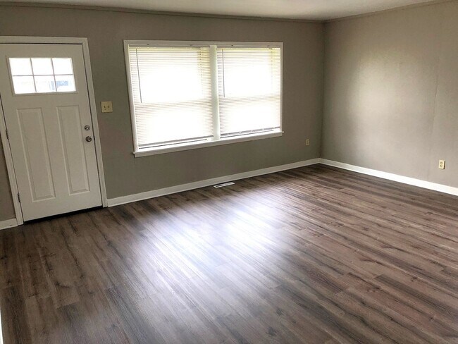 Building Photo - 1420 Choctaw St