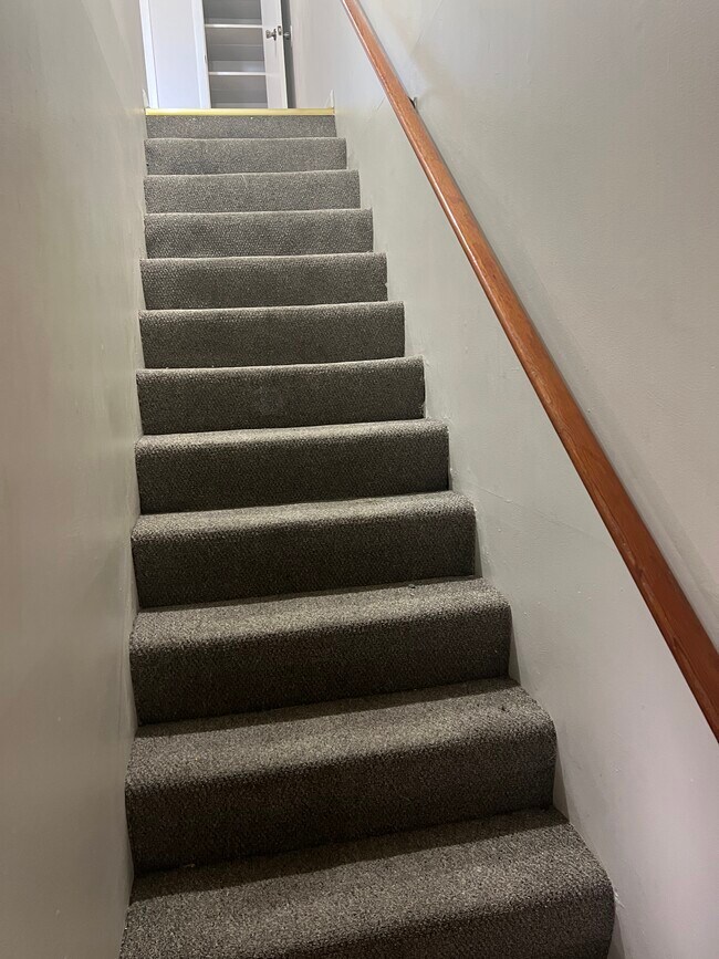 Steps to upper floor - 2813 31st Ave N