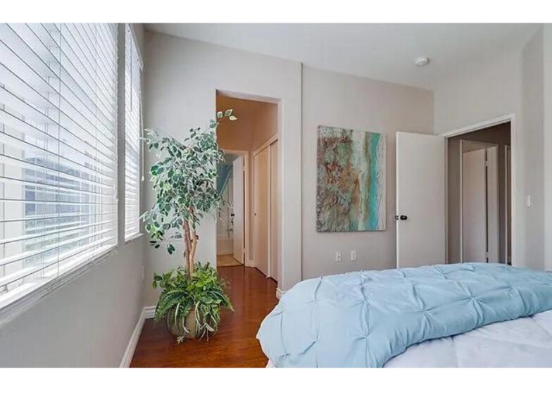 Building Photo - 5444 Mandarin Cove