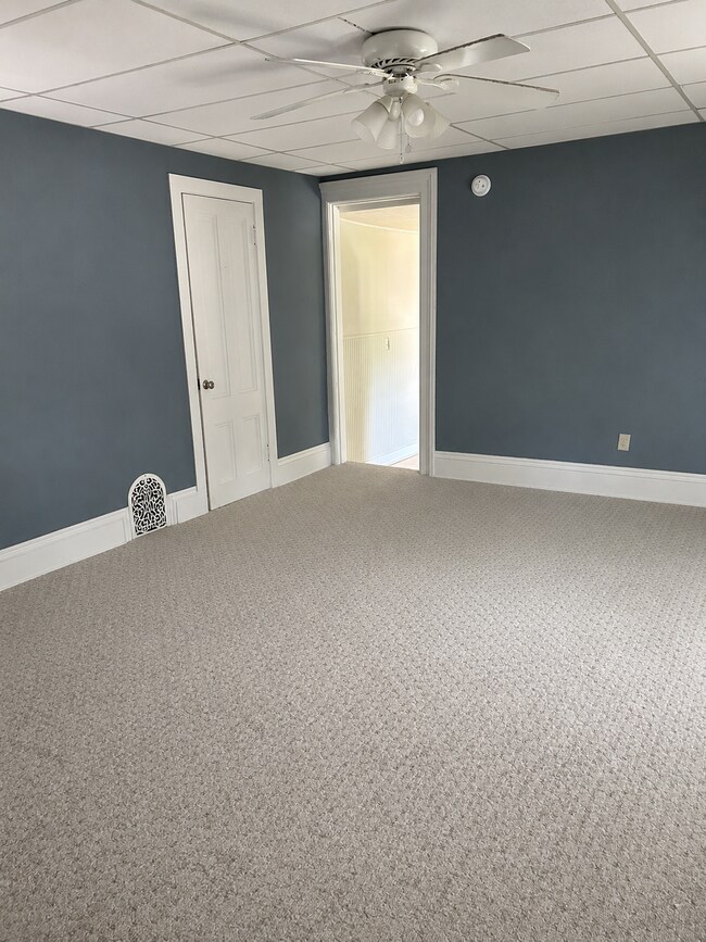 Building Photo - 1 Bedroom Apartment in Caledonia - Available August 22nd, 2026