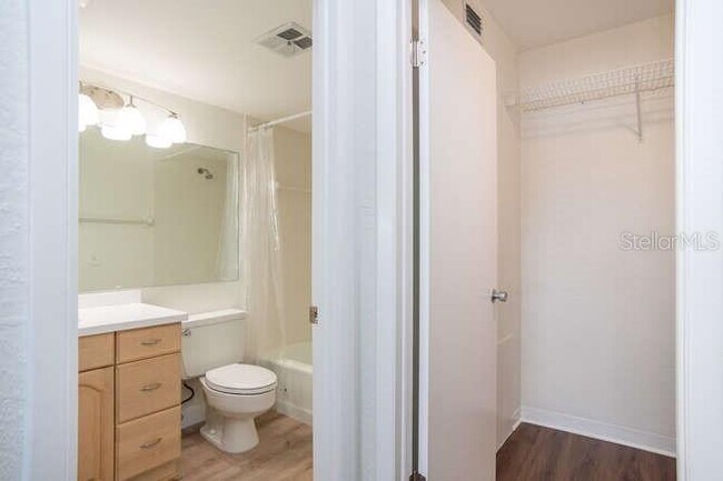 Building Photo - 1361 Snell Isle Blvd NE