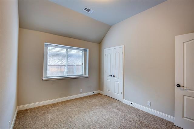 Building Photo - 11700 Buckthorn Dr