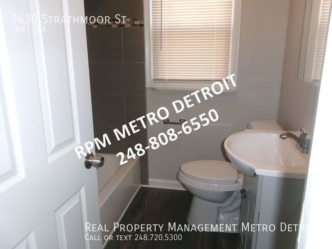 Building Photo - 3-BEDROOM BUNGALOW IN DETROIT.