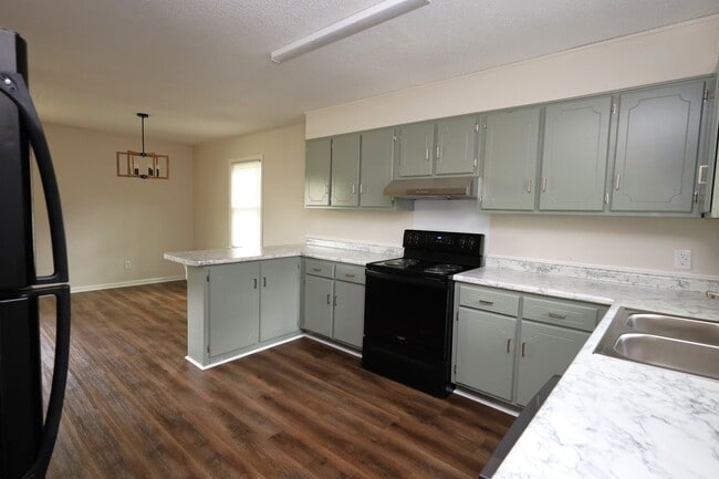 Building Photo - 1796 Claudia Cir