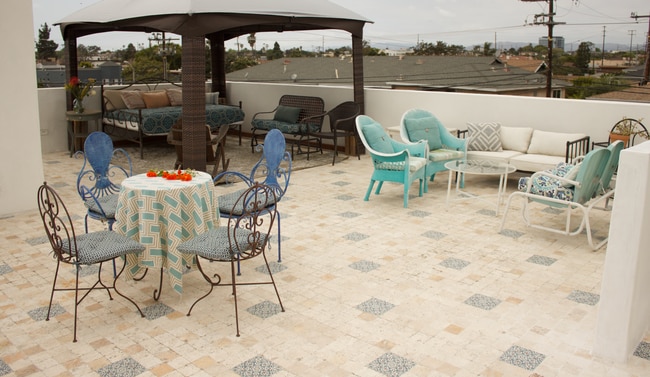 Roof Deck - 3907 Prospect Ave