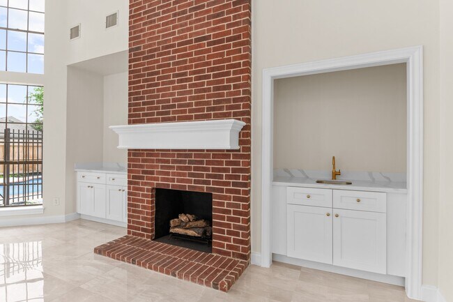 Building Photo - 17402 Wilton Park Ct