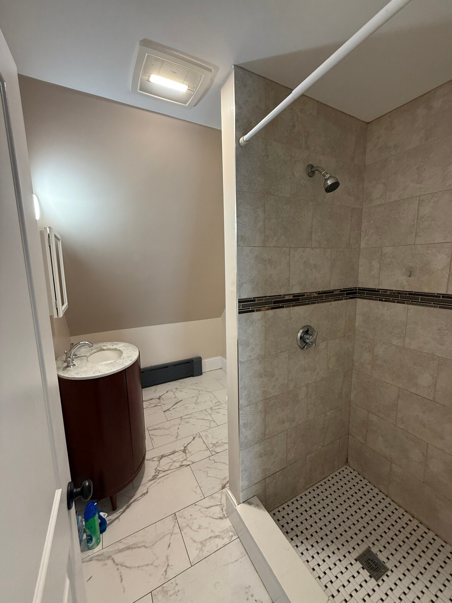 Building Photo - 20 Mansfield St