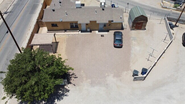 Building Photo - 8903 Old County Dr